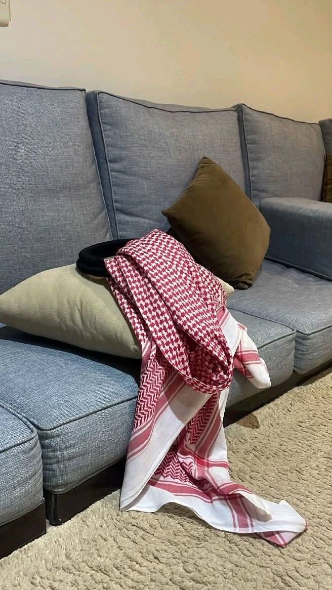 ★彡أبــو مــحــمــد彡★ (@fayyadalhassa) on Twitter photo لعنبو رجال يشوف المرجله بقهر البنت
من متى كانت الرجوله على ظهر بنيه.🥀
#بوح_المشاعر لعنبو رجال يشوف المرجله بقهر البنت
من متى كانت الرجوله على ظهر بنيه.🥀
#بوح_المشاعر