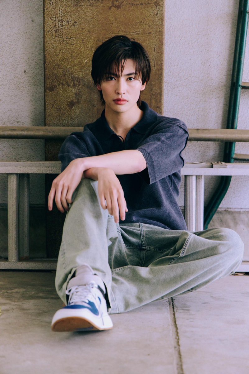 genic_staff's tweet image. 【雑誌掲載情報📚】
/
『#ViVi』9月号
#増子敦貴 出演✨
\
エンタメViVi「ビビビッ‼︎」コーナーに出演❤️
ぜひご覧ください📕
vivi.tv/magazine/
@vivi_magazine #GENIC @atsuki_mashiko