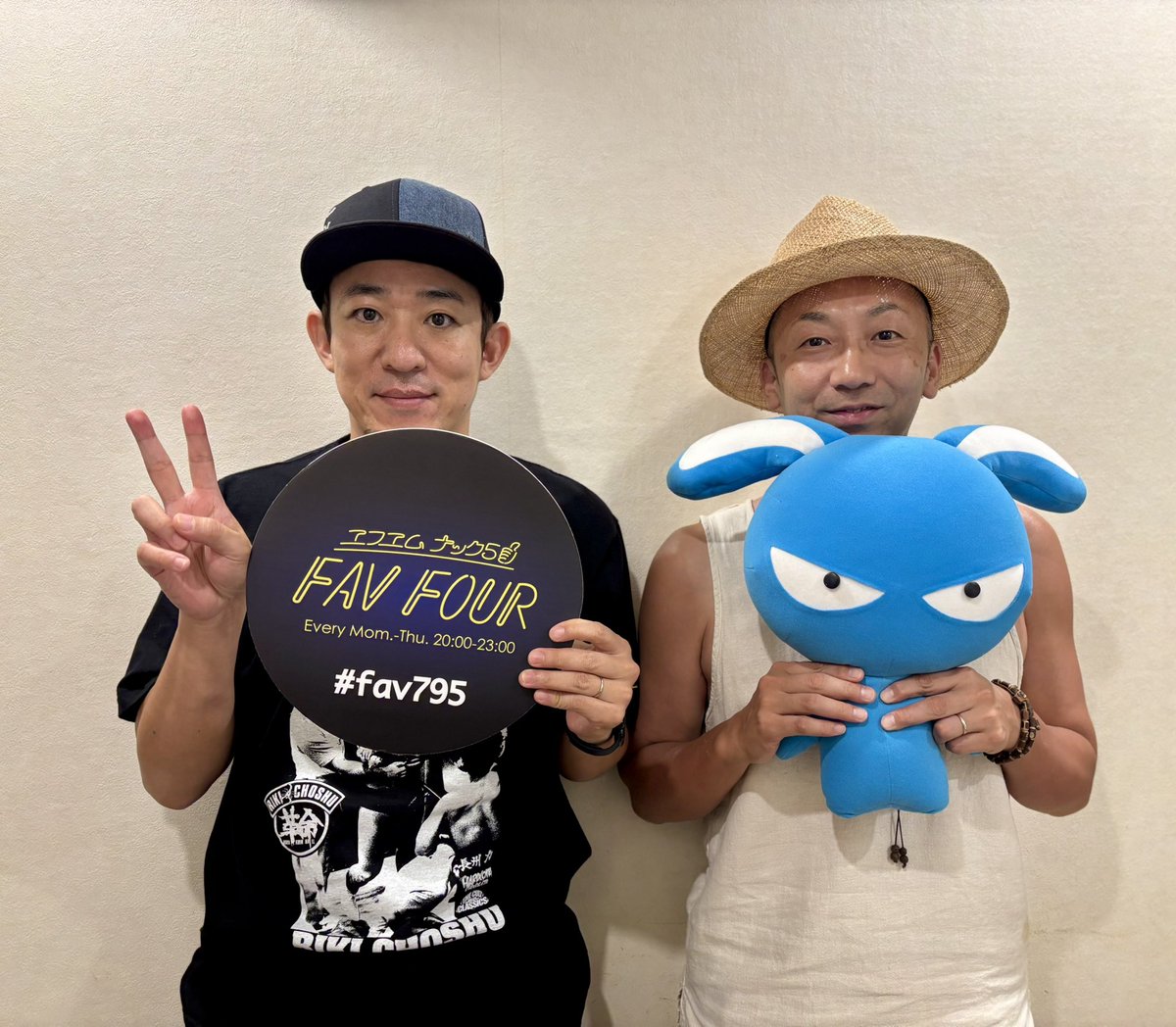 fav795's tweet image. 💛#fav795 このあとご登場!
FUNKY MONKEY BΛBY'S
#ファンキー加藤 さん #モン吉 さん!
このあともまだまだお話お聞きします!
\📻放送はコチラ/
radiko.jp/#!/live/NACK5
#ファンモン