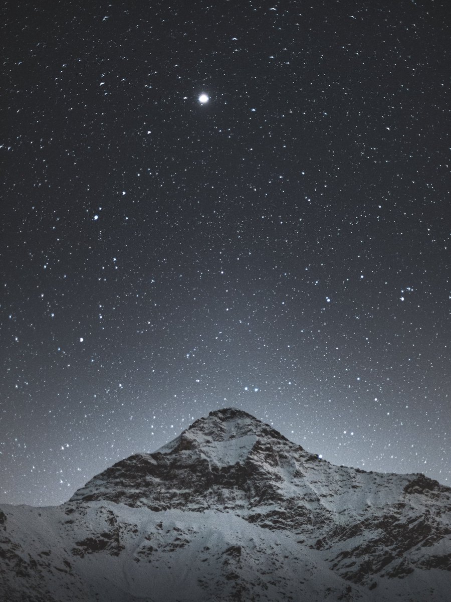 thetaoishway's tweet image. Morning Mindfulness 🙏☯️🧘♂️
like a star
in a clear sky
Essence shines
in a clear mind
thetaoishway.com/like-a-star
#ThursdayThoughts #MorningMotivation #mindful #meditation #zen #wisdom #SelfCareDay #SelfLove