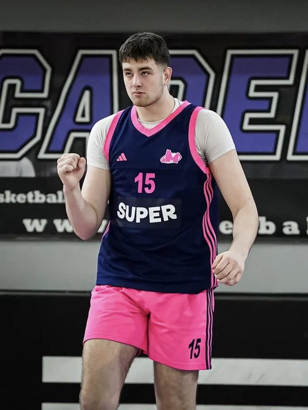 KKMegaBasket's tweet image. Pavle Bačko signed his first contract with Mega Superbet ✍🏻🔥
—
Juniorski reprezentativac Srbije, Pavle Bačko, potpisao je prvi ugovor sa Megom Superbet. 🙌🏻
bcmegabasket.net/2025/07/24/bac…