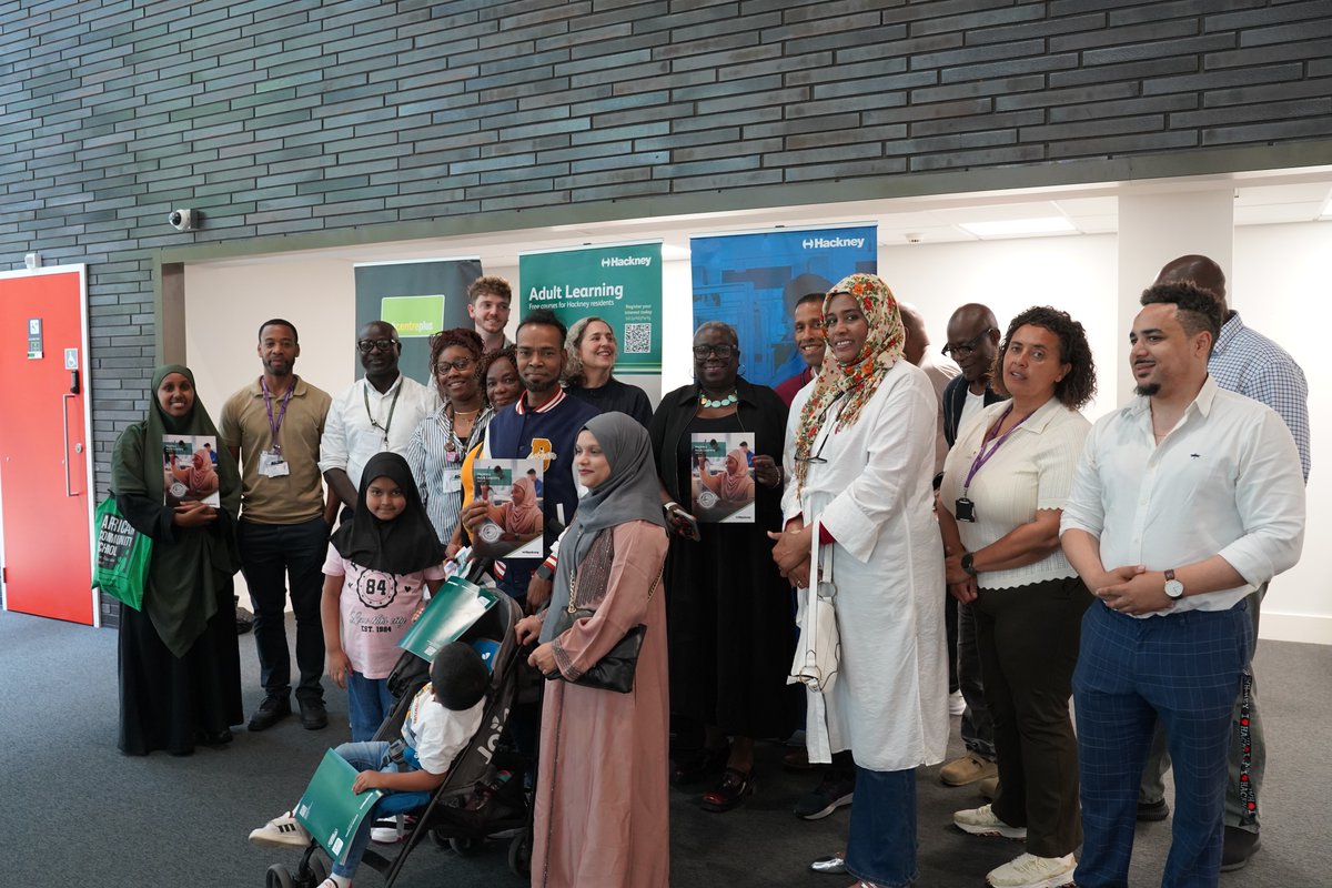 hackneycouncil's tweet image. Yesterday we celebrated adult learners in Hackney 🎉
We heard inspiring stories from people who have overcome challenges to succeed.
Our new prospectus is out now — with courses from English & maths to digital skills.
📚 Find out more and register: orlo.uk/RyrjE