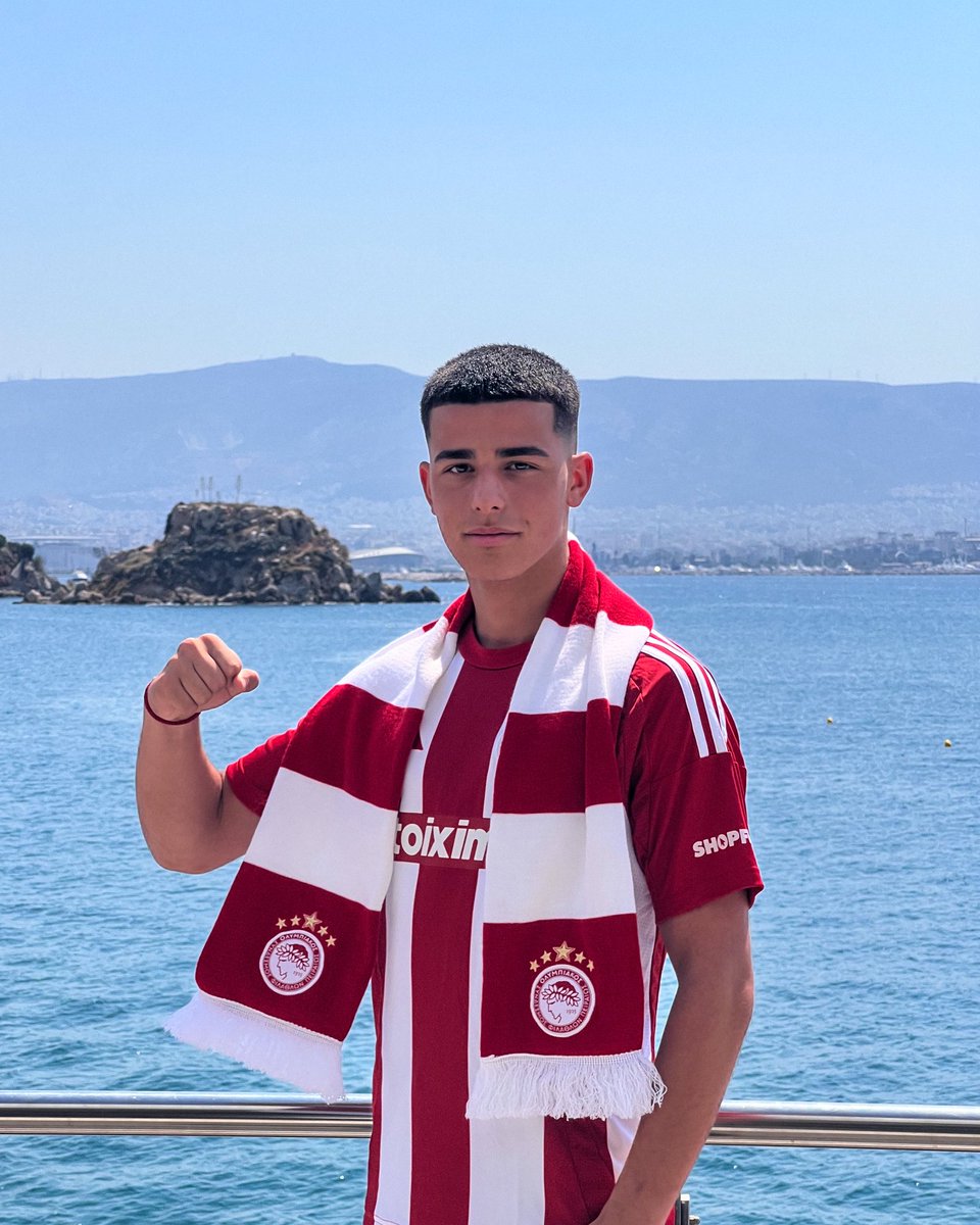 olyfcacademy's tweet image. 🔴⚪💥 Ethan Cortes is 𝗥𝗲𝗱 & 𝗪𝗵𝗶𝘁𝗲!
🇫🇷 Η διεύθυνση Ακαδημίας του Ολυμπιακού ανακοινώνει την απόκτηση του Ετάν Κορτές. Ο Γάλλος ποδοσφαιριστής γεννήθηκε στις 29 Ιουνίου 2007 στη Μασσαλία και αγωνίζεται στην επίθεση.
#Olympiacos #OlympiacosFCAcademy #Welcome #Transfer
