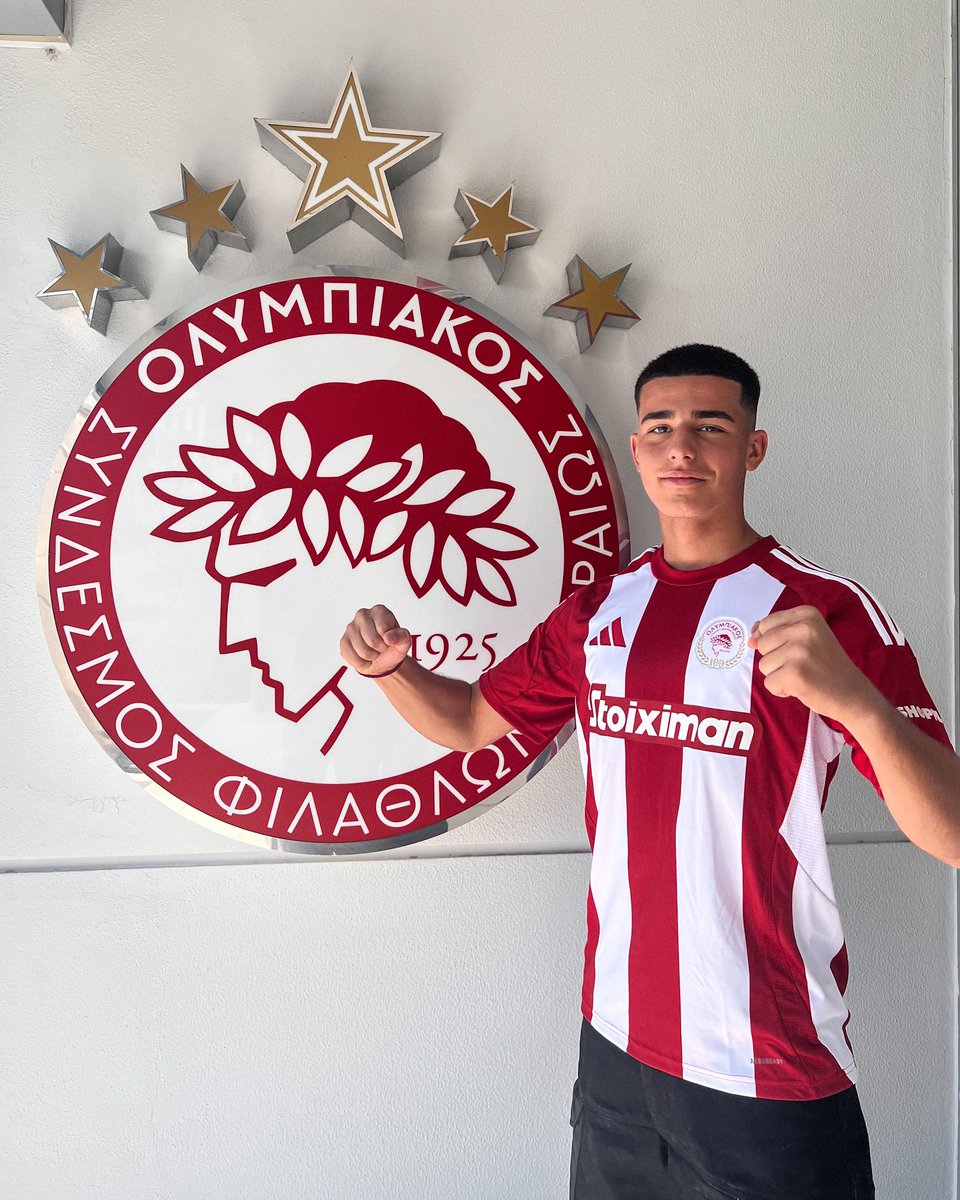 olyfcacademy's tweet image. 🔴⚪💥 Ethan Cortes is 𝗥𝗲𝗱 & 𝗪𝗵𝗶𝘁𝗲!
🇫🇷 Η διεύθυνση Ακαδημίας του Ολυμπιακού ανακοινώνει την απόκτηση του Ετάν Κορτές. Ο Γάλλος ποδοσφαιριστής γεννήθηκε στις 29 Ιουνίου 2007 στη Μασσαλία και αγωνίζεται στην επίθεση.
#Olympiacos #OlympiacosFCAcademy #Welcome #Transfer