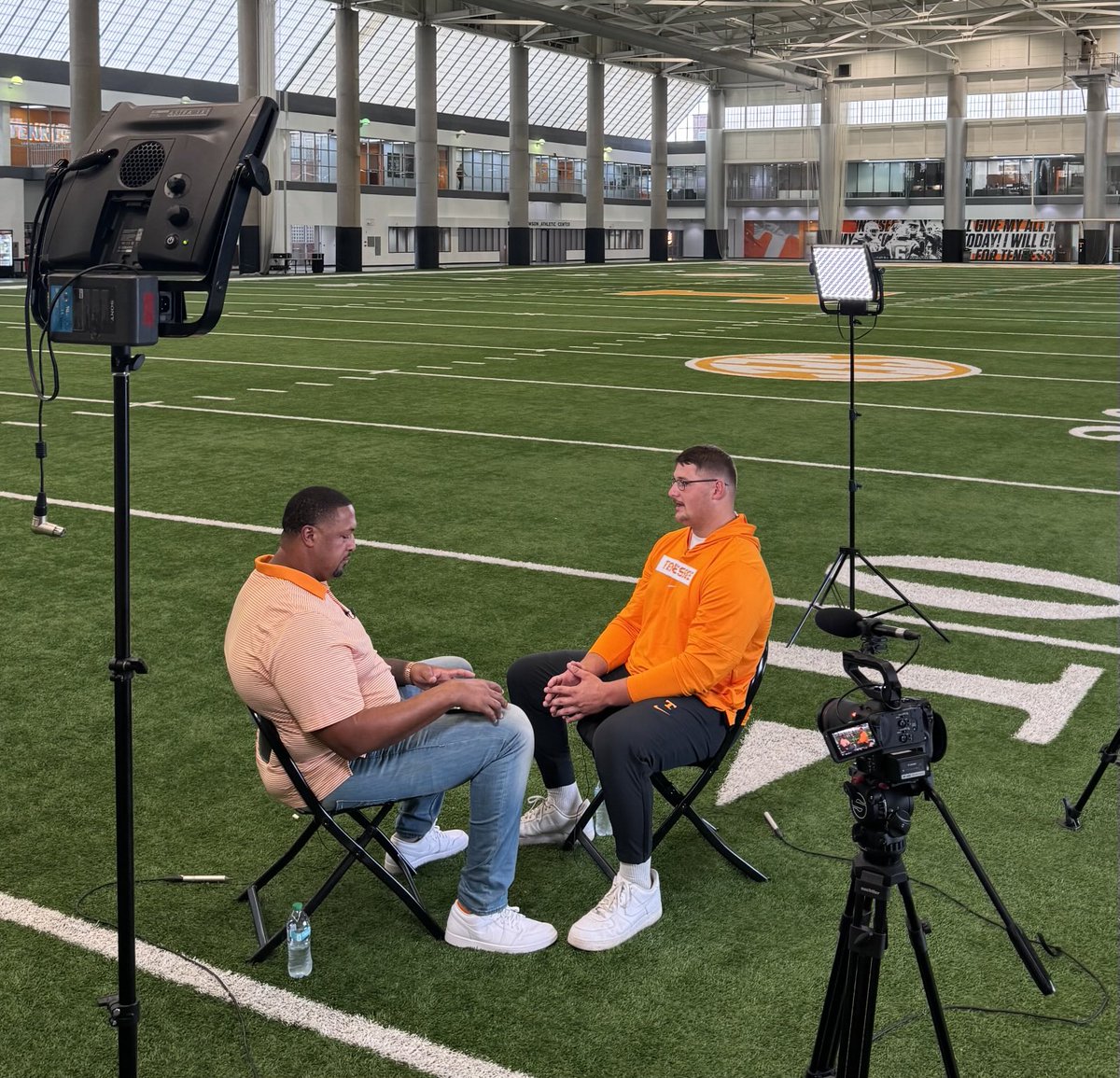Can’t wait for you to listen in on this conversation between ⁦<a href="/RamonFoster/">Ramon Foster</a>⁩ and ⁦<a href="/SamPendleton7/">Sam Pendleton</a>⁩. Fantastic work putting it together by ⁦<a href="/Airglider9/">Travis Dean</a>⁩ and ⁦<a href="/ashleynfarrell/">Ashley Farrell</a>⁩! #gbo
