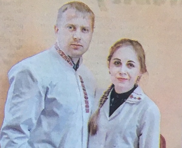 Gorod_cn_ua's tweet image. Брат і сестра з Козелеччини розповіли, як прийшли у медицину і стали лікарями
tinyurl.com/2zvhtmwk