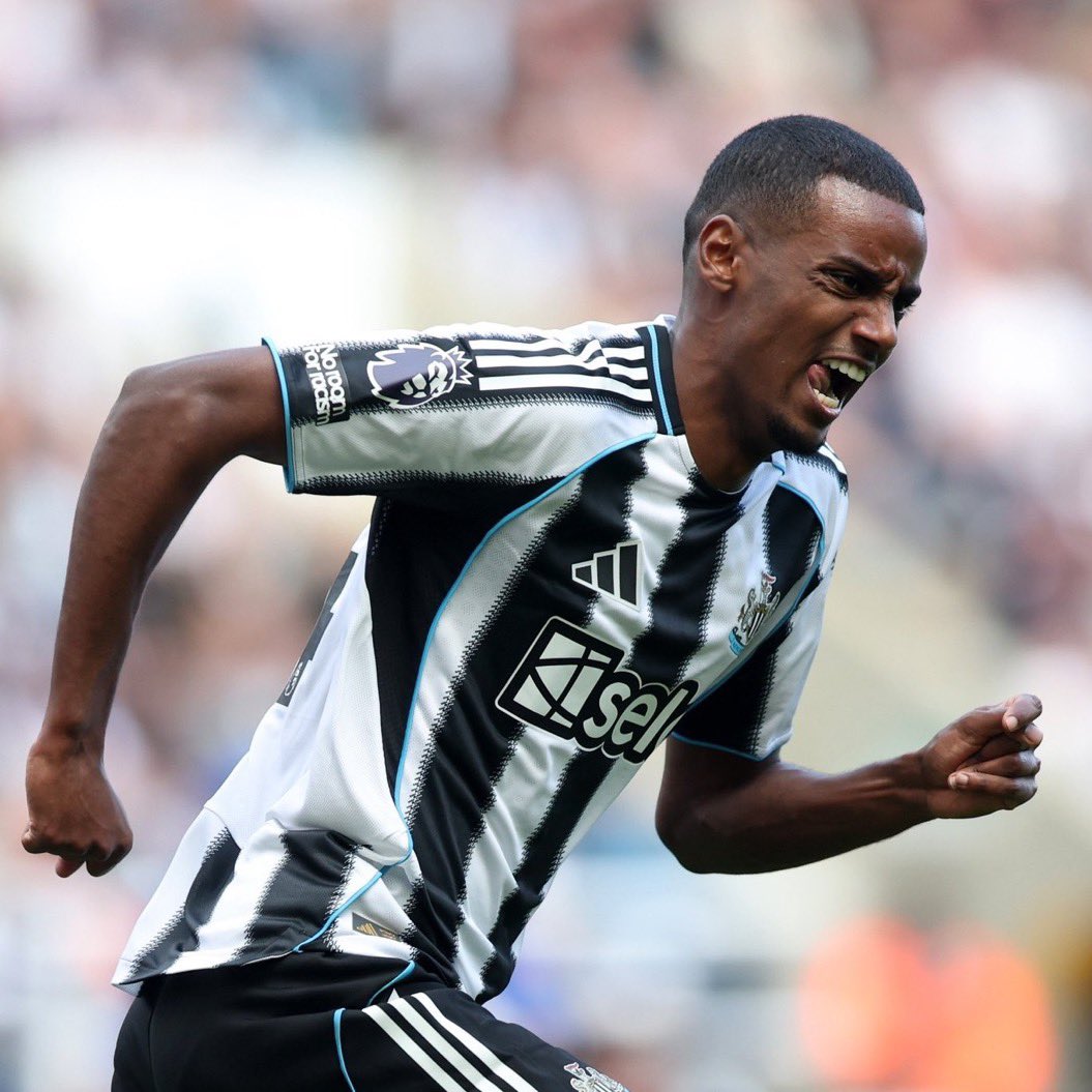 Would you take Alexander Isak at Manchester United ?