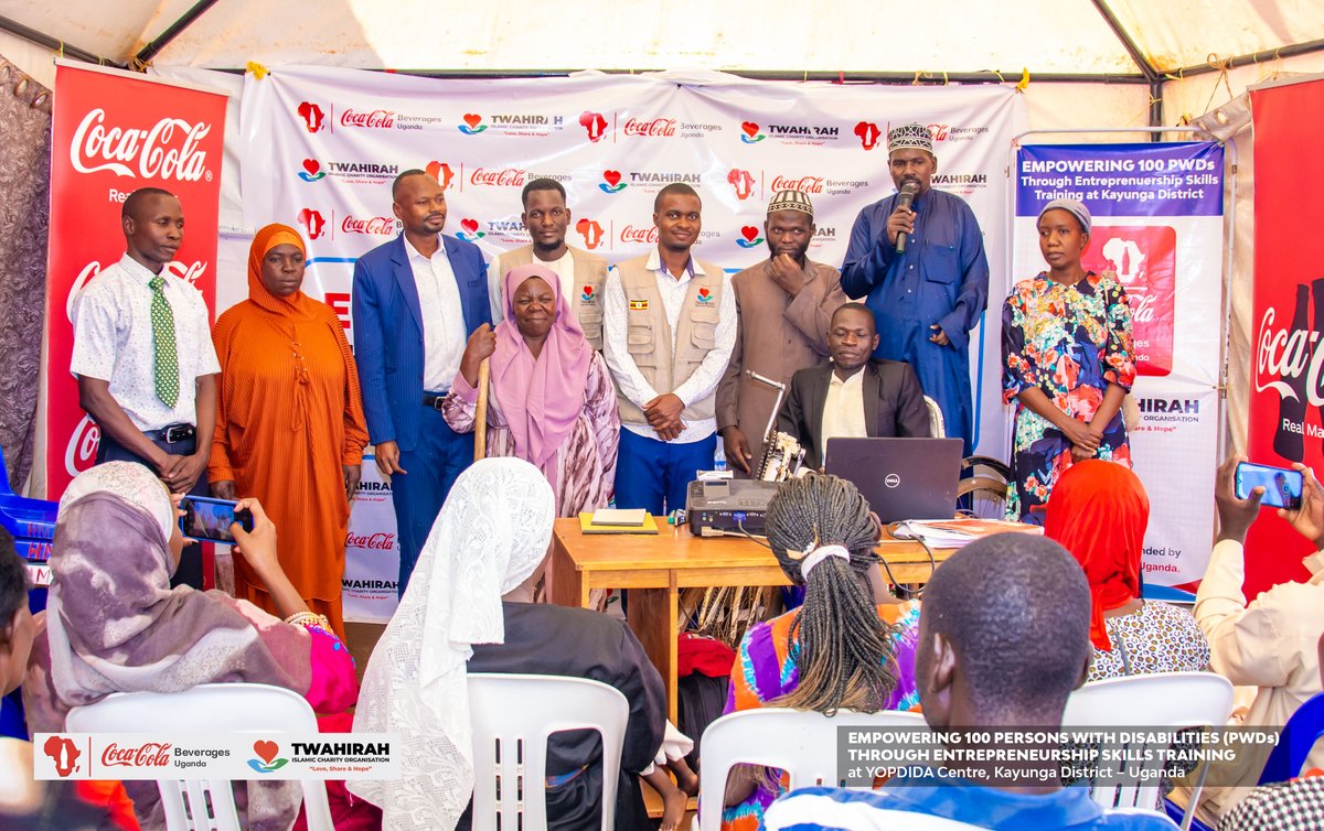 CocaColaBevUg's tweet image. Coca-Cola Beverages Uganda supports people with disabilities to grow their businesses
In Kayunga District, Uganda, 100 people with disabilities have been trained in retail business management, supported with mentorship and startup resources — thanks to a partnership between…