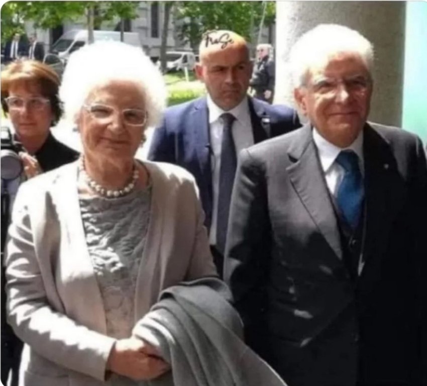 P_M_1960's tweet image. Se si scambiano i vestiti neanche te ne accorgi.
Della Segre leggevo con grande emozione tutti i suoi libri, oggi invece il suo silenzio e il suo tacito assenso sui morti e sulla fame a Gaza mi creano solo grande imbarazzo, su Mattarella invece è meglio che lasci perdere 🤦♂️😡😡😡