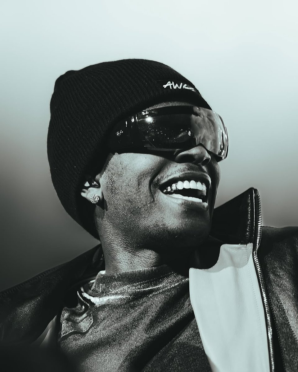 fentyxawge's tweet image. A$AP Rocky&apos;s X Ray-Ban Ultra Wrap 001, 002, 003 Next Generation Collection is Here! 

Get it A$AP: ray-ban.com/usa/sunglasses…