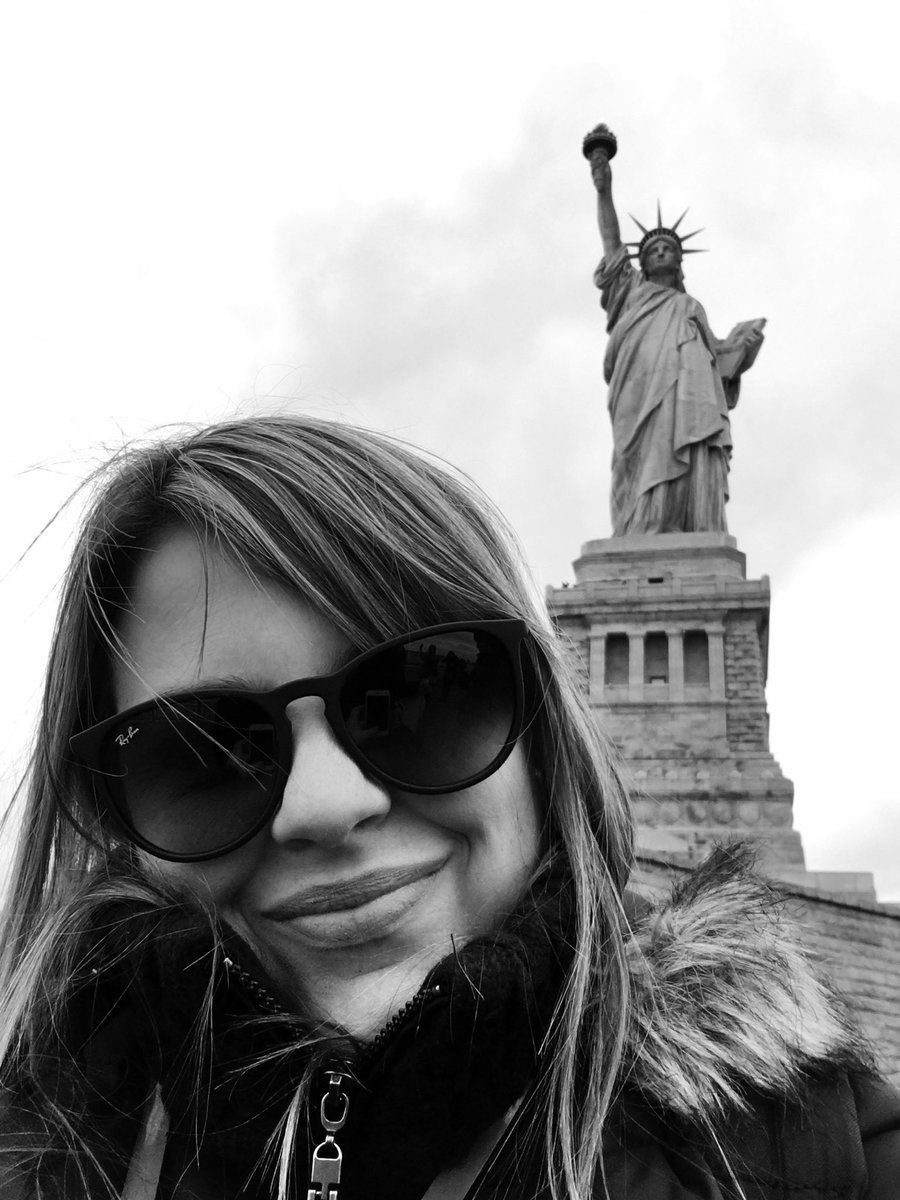 Un día como hoy pero hace 10 años atrás creé mi blog sobre NY.
Nunca imaginé todo lo que me iba a brindar compartir mis experiencias en la ciudad. Gracias a todos los q leen, comparten y viajan conmigo. Espero seguir ayudando a quienes quieran conocer NY🥳
nyagain.com