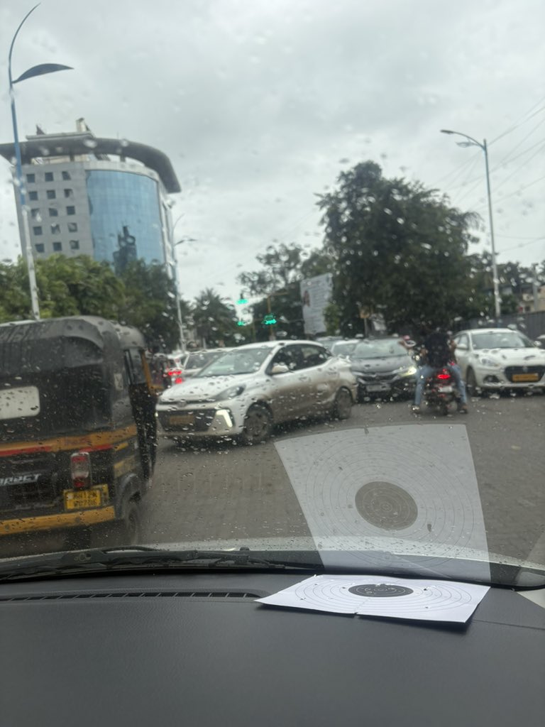 arunabhdhande's tweet photo. Due to JW marriot Pune sb road - Daily traffic jam 
#PMC @PMCPune https://t.co/3r32e1L5jv