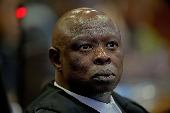 Remiazania2's tweet image. Adv. Baloyi appears to have been a lead legal choreographer in the staged trial of the apparent falsely accused individuals in the murder trial of Senzo Meyiwa. Hope the defence team will now call Kelly Khumalo , Longwe Twala and Makhumalo to testify since the state has closed…