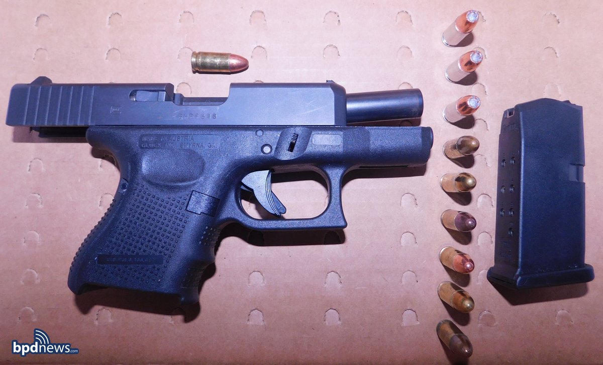 Acute Observations Leads to Trespassing Suspect Arrested with a Loaded Firearm police.boston.gov/2025/07/24/acu…