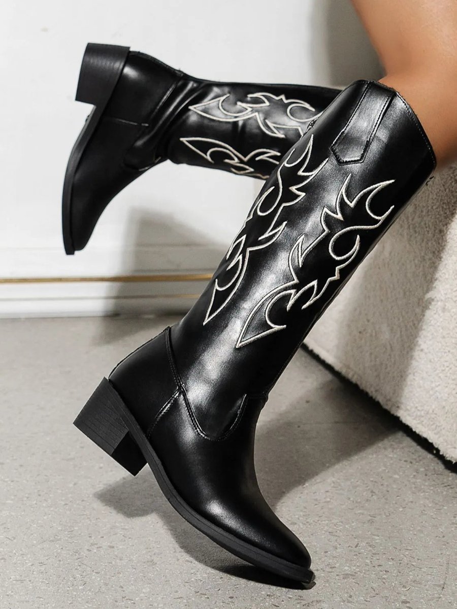 urbanembarstore's tweet image. Discover style &amp;amp; comfort! Round Toe Block Heels Boots at $67.42, vibrant Children's Color Block Set at $24.34, and the Letter Print Active Set at $29.92. #UrbanEmbar urbanembar.store