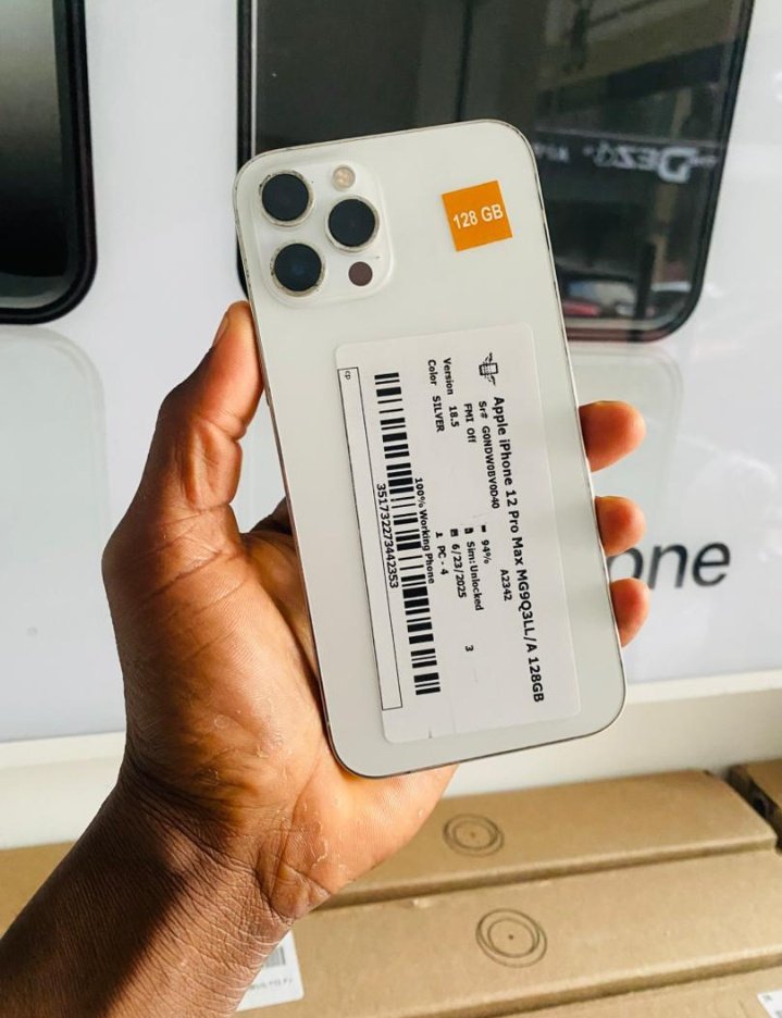 KING_FAISAL96's tweet image. 🚨🚨🚨iphone 12, 12 pro, 13, 13pro max .
Available as seen. Just a DM away
