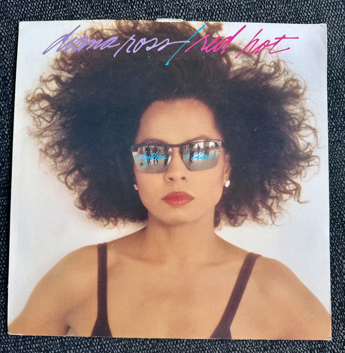 Poplifer73's tweet image. Thursday Afternoon Soundtrack. 
Diana Ross ‘Red Hot Rhythm + Blues”.
1987 EMI Records.
Revisiting this underrated Diana album.
@DianaRoss  
#ThursdayAfternoon #ThursdaySoundtrack #DianaRoss #MissDianaRoss #MsRoss #Vinyl #NowPlaying
