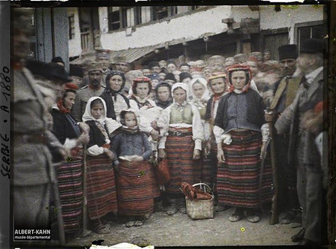 MilanSremac's tweet image. ~ Фотографија:
"Срби из Приштине, сељаци војници"
- Србија, КиМ.
4. мај 1913. Огист Леон.