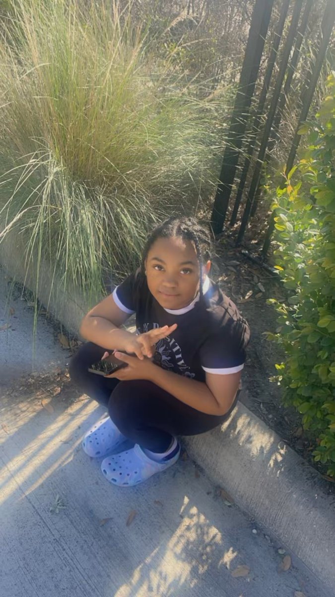 504Quall's tweet image. Happy 12th birthday to my baby girl Princess Jade . We turning up for you today babygirl!! Yall bless her cash app $msprinny13 . She a big girl
Now 🎉🎊🎈🎈