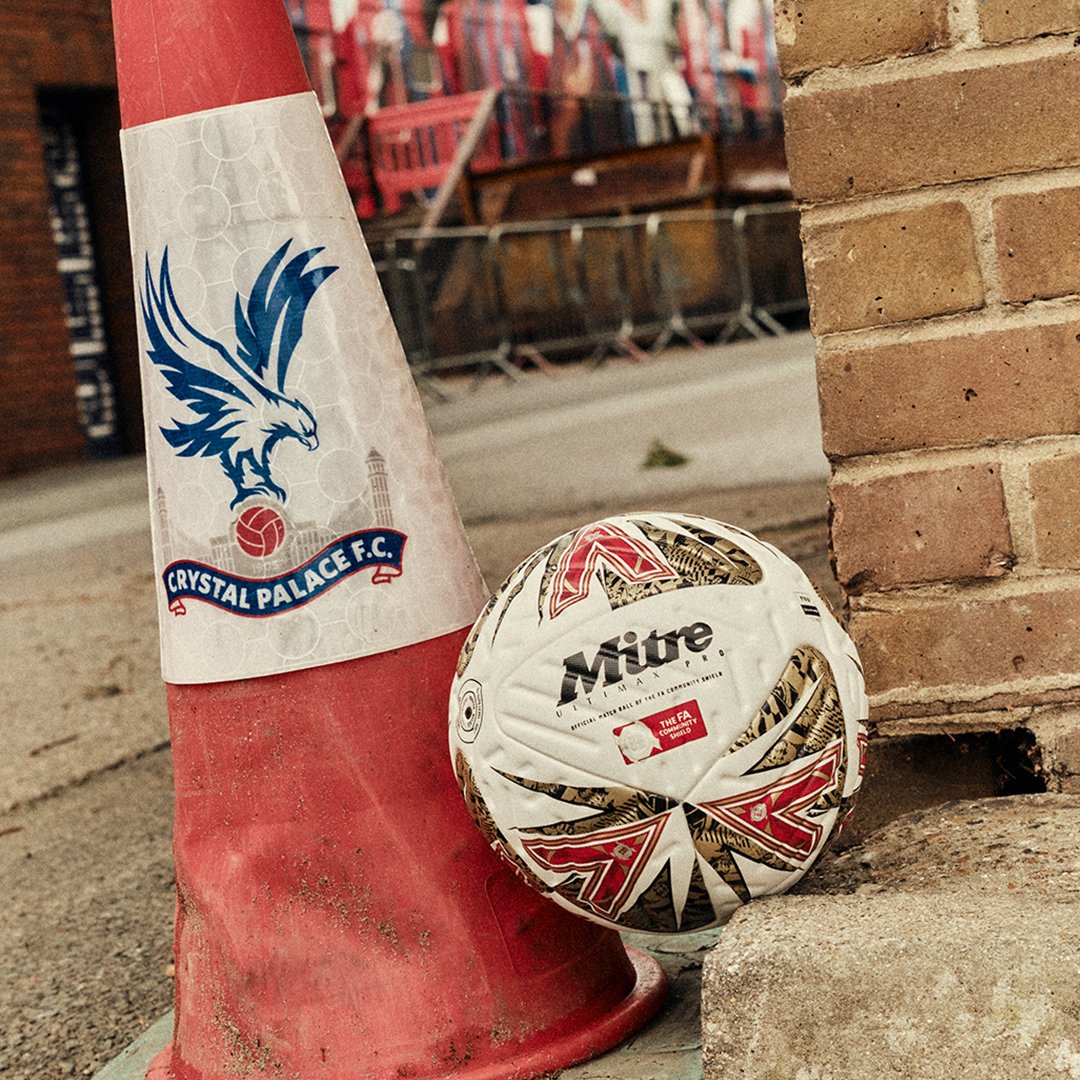 ACL_Soccer's tweet image. Introducing the FA Community Shield match ball #cpfc