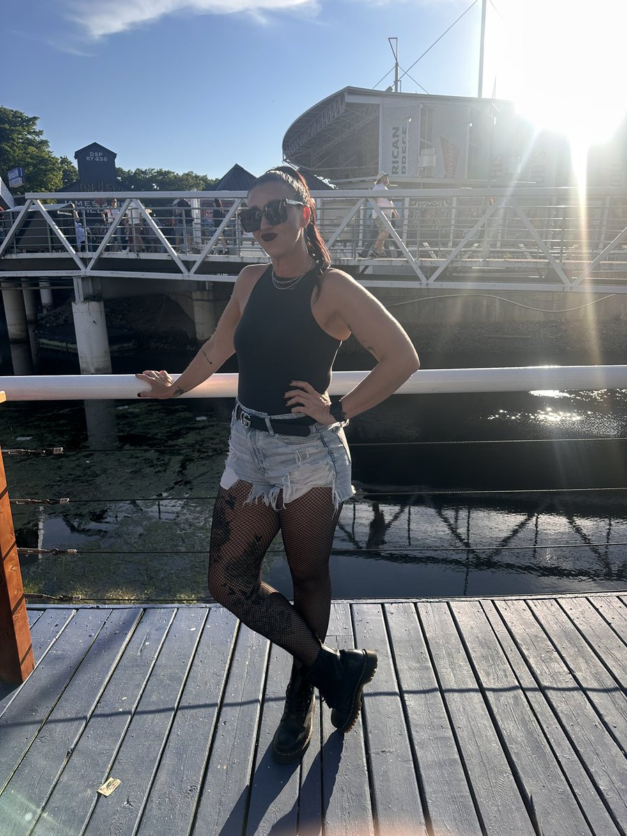 packersgrl1's tweet image. When we were young the future was so bright @offspring did not disappoint #offspring #budweiserstage #concert #bestfukintime