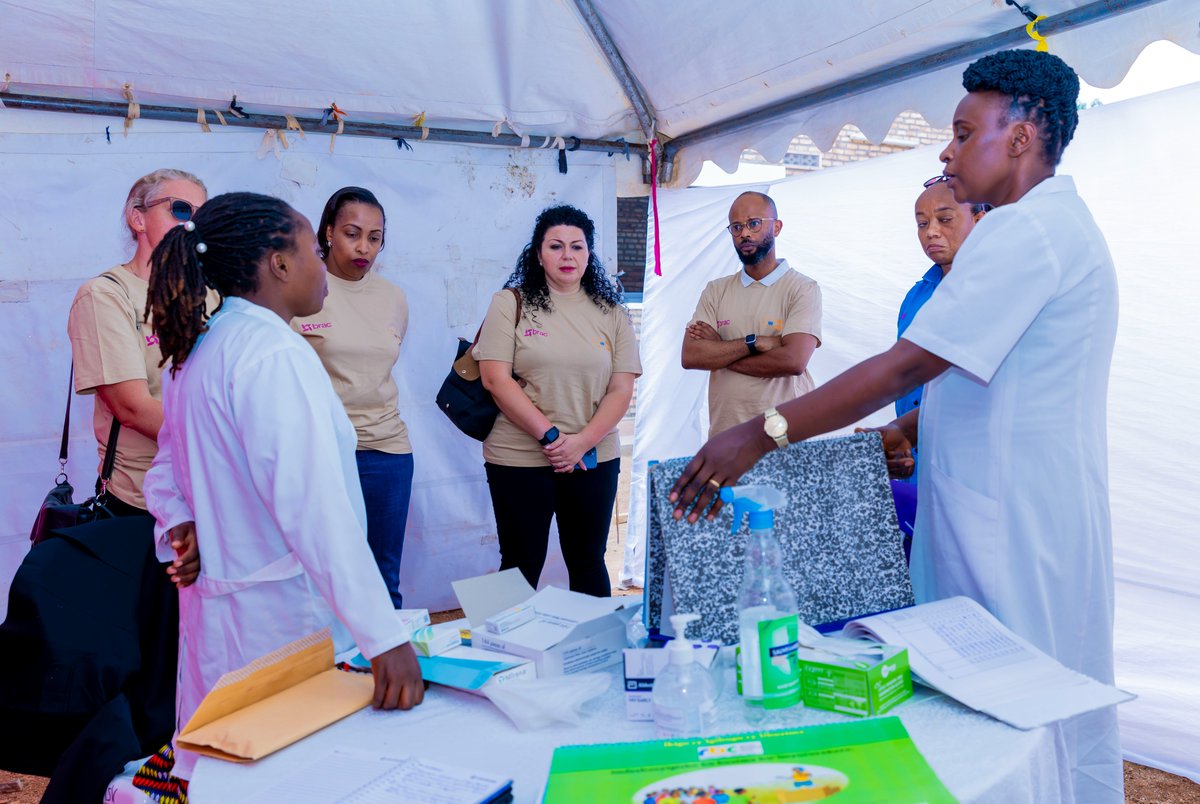 👏 “We thank <a href="/RwandaYouthArts/">Ministry of Youth and Arts | Rwanda</a>, <a href="/BRACworld/">BRAC</a> #Rwanda, <a href="/NyanzaDistrict/">Nyanza District</a>, health providers, and youth leaders for joining hands with UNFPA. Together, we are building a generation that is strong, safe, and empowered.” <a href="/Renatat82/">Renata Tallarico, PhD</a>