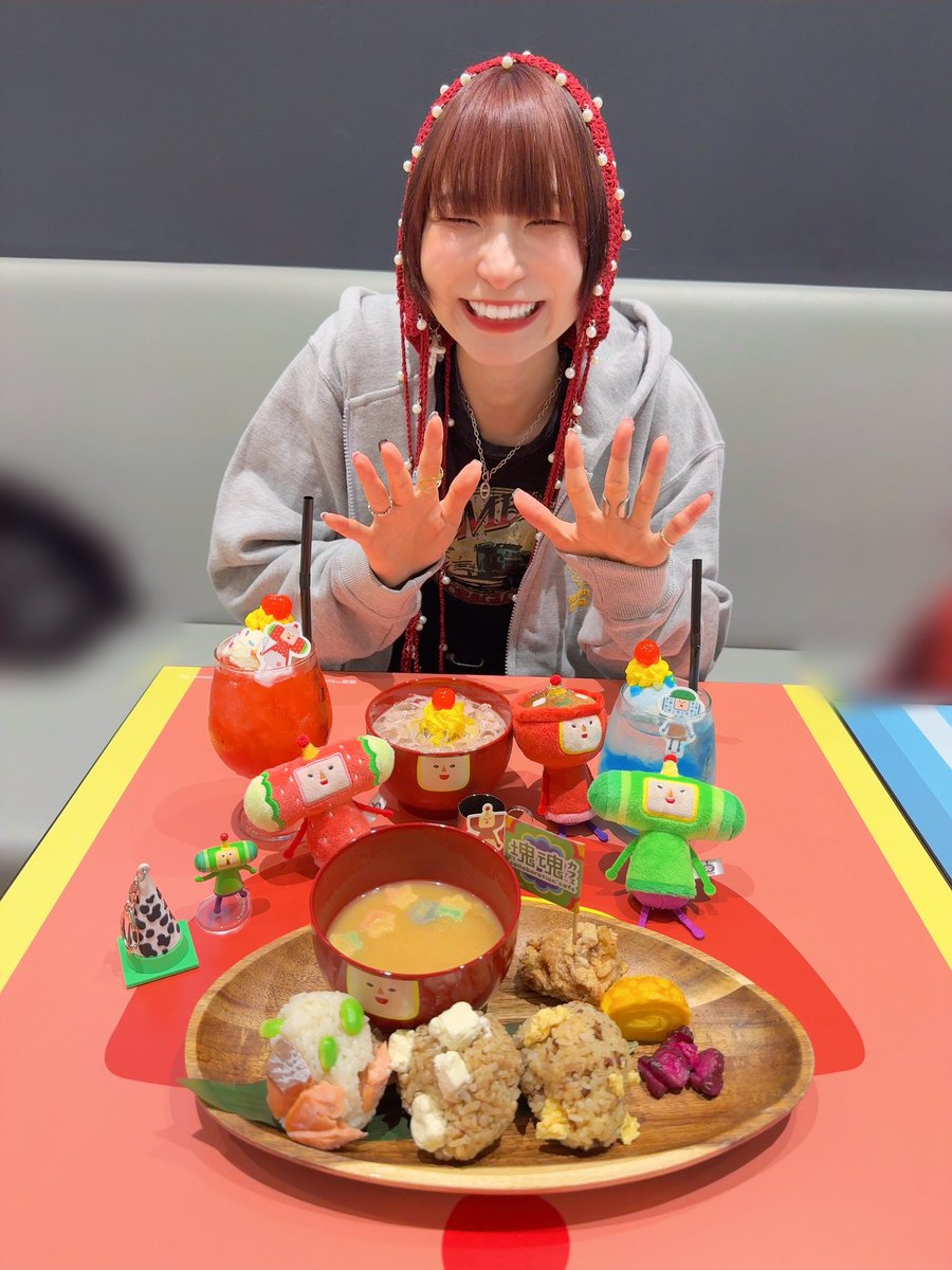 PINKY_neko's tweet image. #塊魂カフェ 内覧会にご招待いただきまして
ひと足お先に幸せに包まれ胃袋とトキメキを転がされてきました🌏
7/25明日からオープンです❕
マタ普通ニ遊ビニ行キマス❕ミソ〜❕
