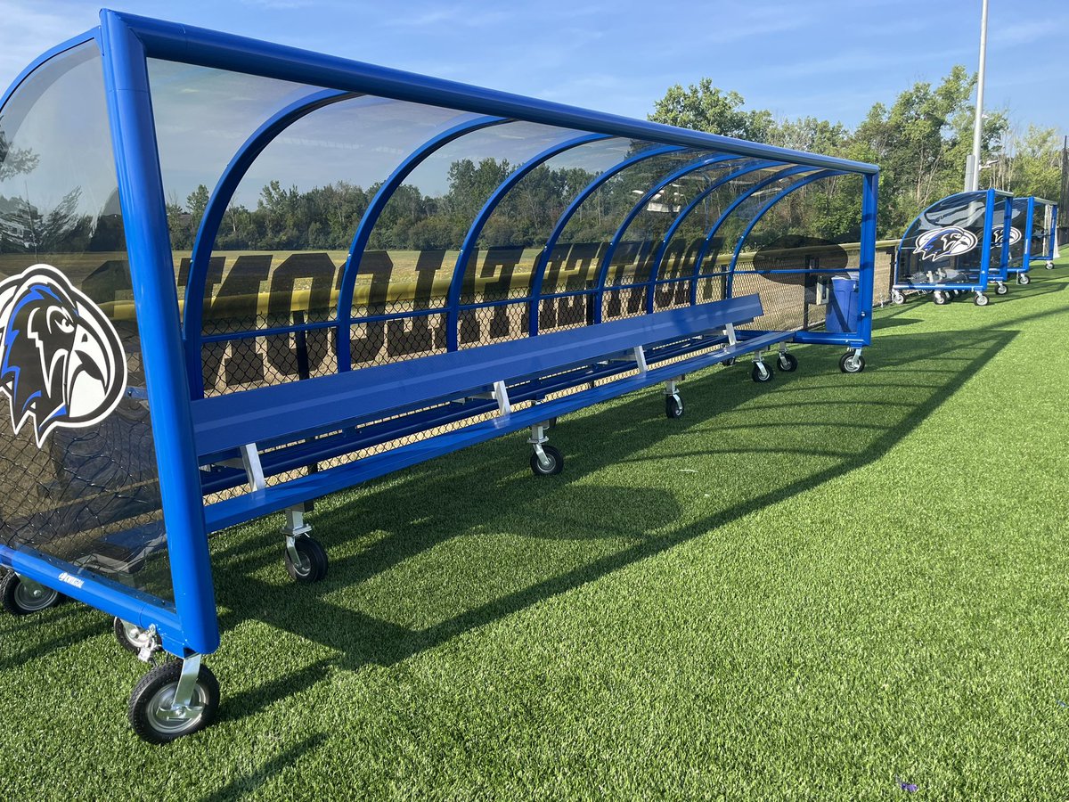 FcFrontier's tweet image. Much needed on a day like today. Thank you taxpayers!!! #LetsFalconGo We have the best facilities in WNY only paralleled by college and pro teams.