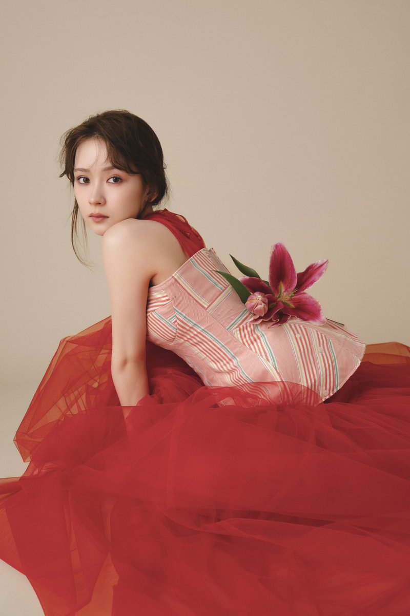 企画・撮影を担当している『ICHIRIN』
19人目は畑芽育さんにご出演いただきました。
とんでもない透明感。
真っ直ぐでクールな人柄もとても素敵でした。
是非ご覧ください🌱

#ICHIRIN #一凛 #畑芽育 #佐藤俊斗 

instagram.com/p/DMKphyBx7on/…