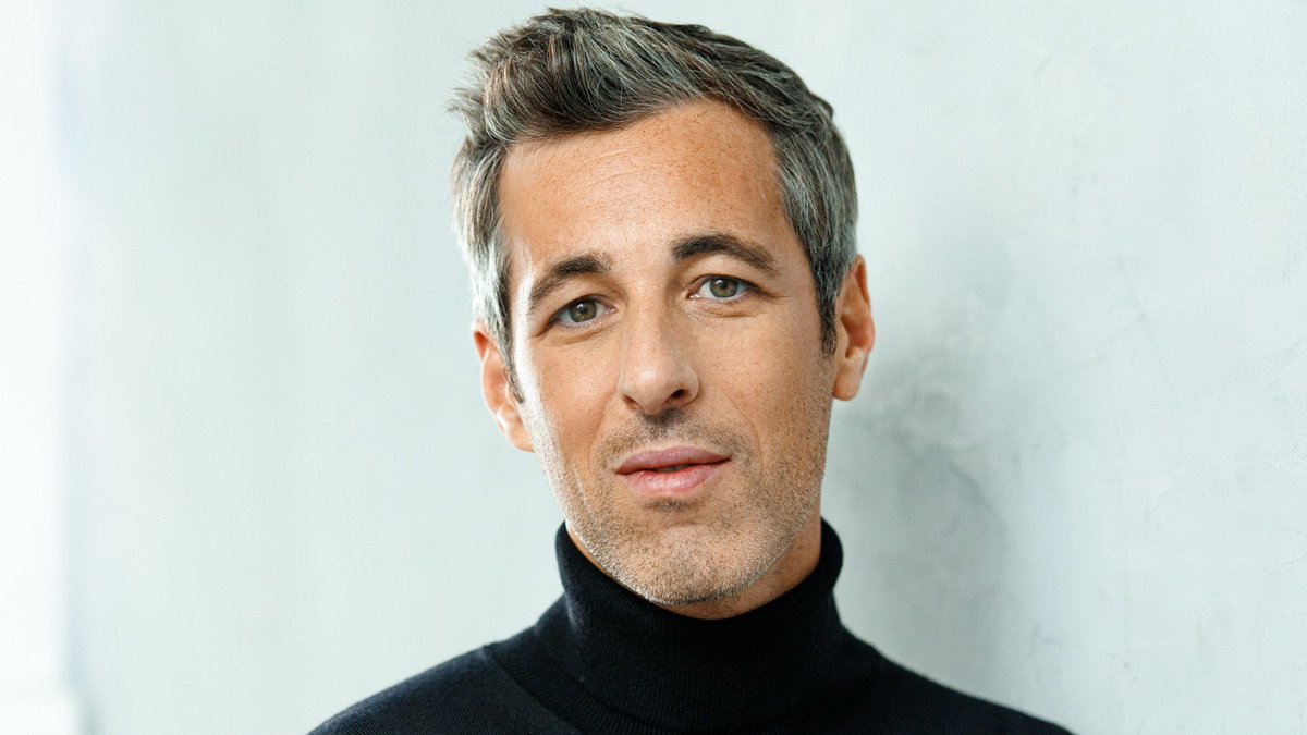 MonTopFR's tweet image. 🥳 Joyeux anniversaire au directeur de la #StarAcademy, Michael Goldman, qui fête ses 46 ans aujourd’hui !