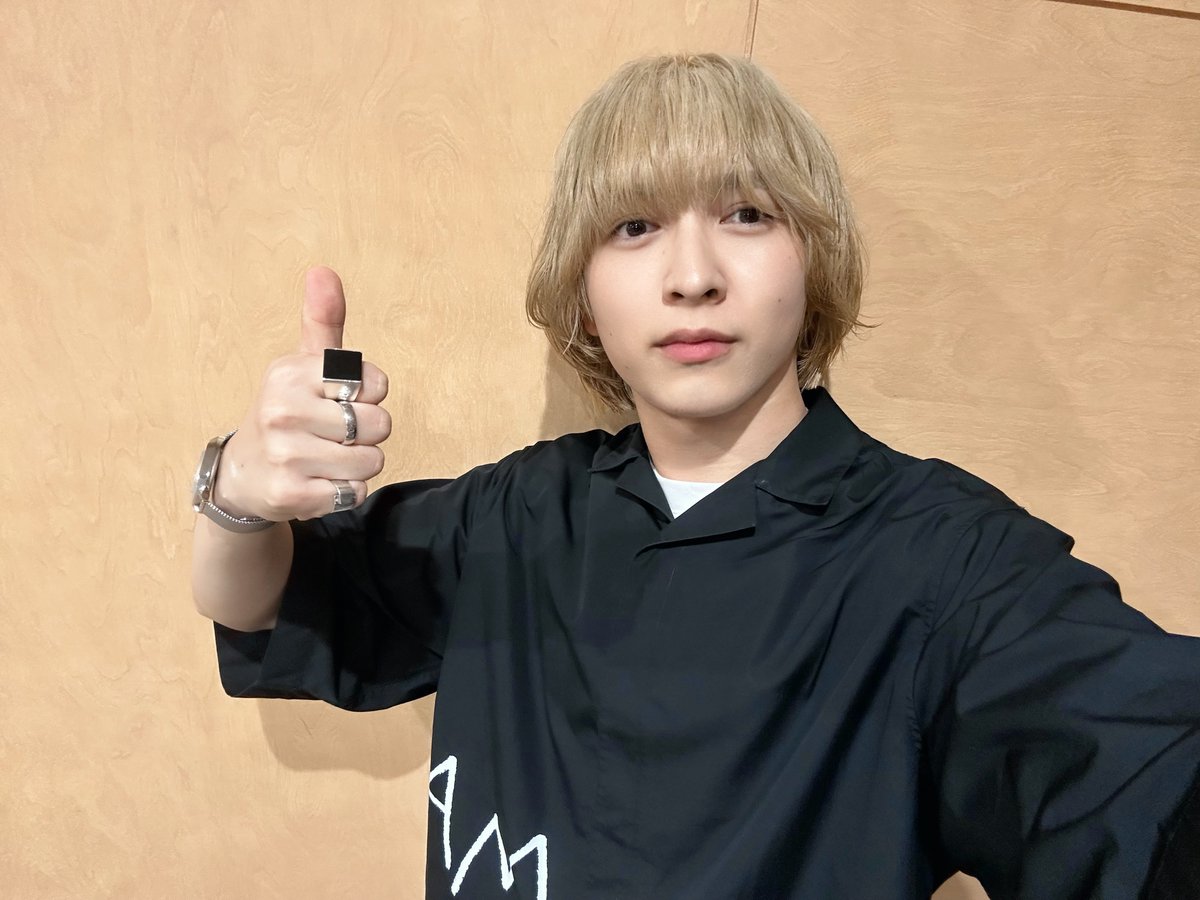 M!LK #吉田仁人 の #レコメン！ 今夜も22時から生放送スタートです