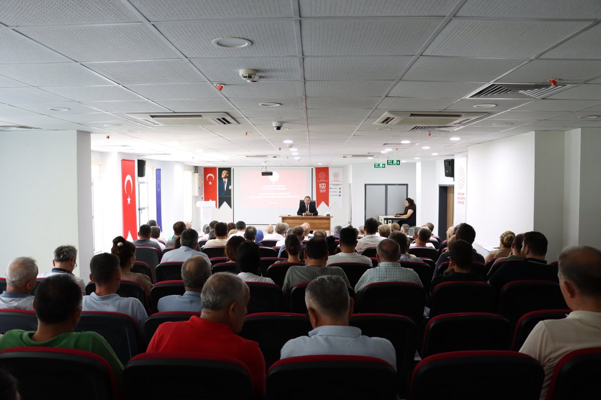 🔖İl Millî Eğitim Müdürümüz Sayın Uygar Keskin başkanlığında “Okul ve Kurum Müdürleri Değerlendirme ve Bilgilendirme Toplantısı” gerçekleştirildi.  

İl Millî Eğitim Müdür Yardımcılarımız, Şube Müdürlerimiz, okul ve kurum müdürlerimizin hazır bulunduğu toplantıda; tanışma, yeni