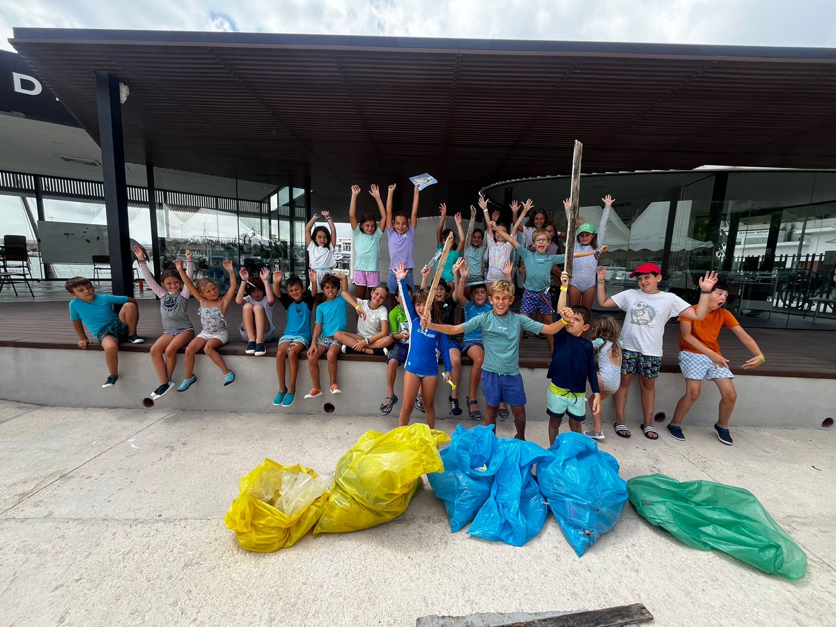 @cnjavea (@cnjavea) on Twitter photo 🌊 Contribuimos a la limpieza del mar con la <a href="/FundacionEcomar/">Fundación Ecomar</a>
🧹 Hoy, nuestros cursillistas han realizado un actividad enfocada a la limpieza y la recogida de residuos de nuestras playas. La jornada ha finalizado con un concurso de dibujo.
#cnjavea #somosclub #somosunequipo 🌊 Contribuimos a la limpieza del mar con la <a href="/FundacionEcomar/">Fundación Ecomar</a>
🧹 Hoy, nuestros cursillistas han realizado un actividad enfocada a la limpieza y la recogida de residuos de nuestras playas. La jornada ha finalizado con un concurso de dibujo.
#cnjavea #somosclub #somosunequipo