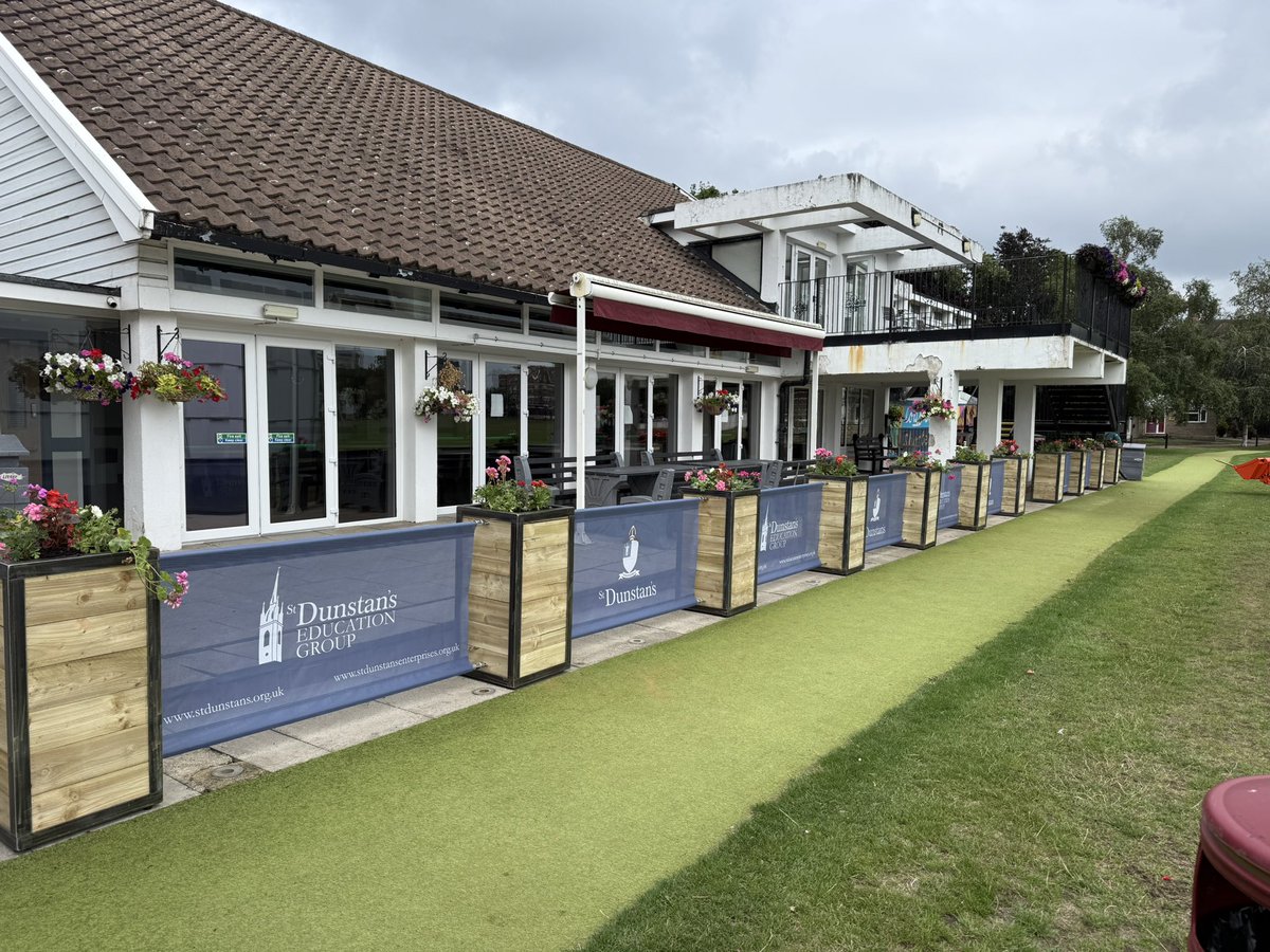 Louis Macklin tweet media