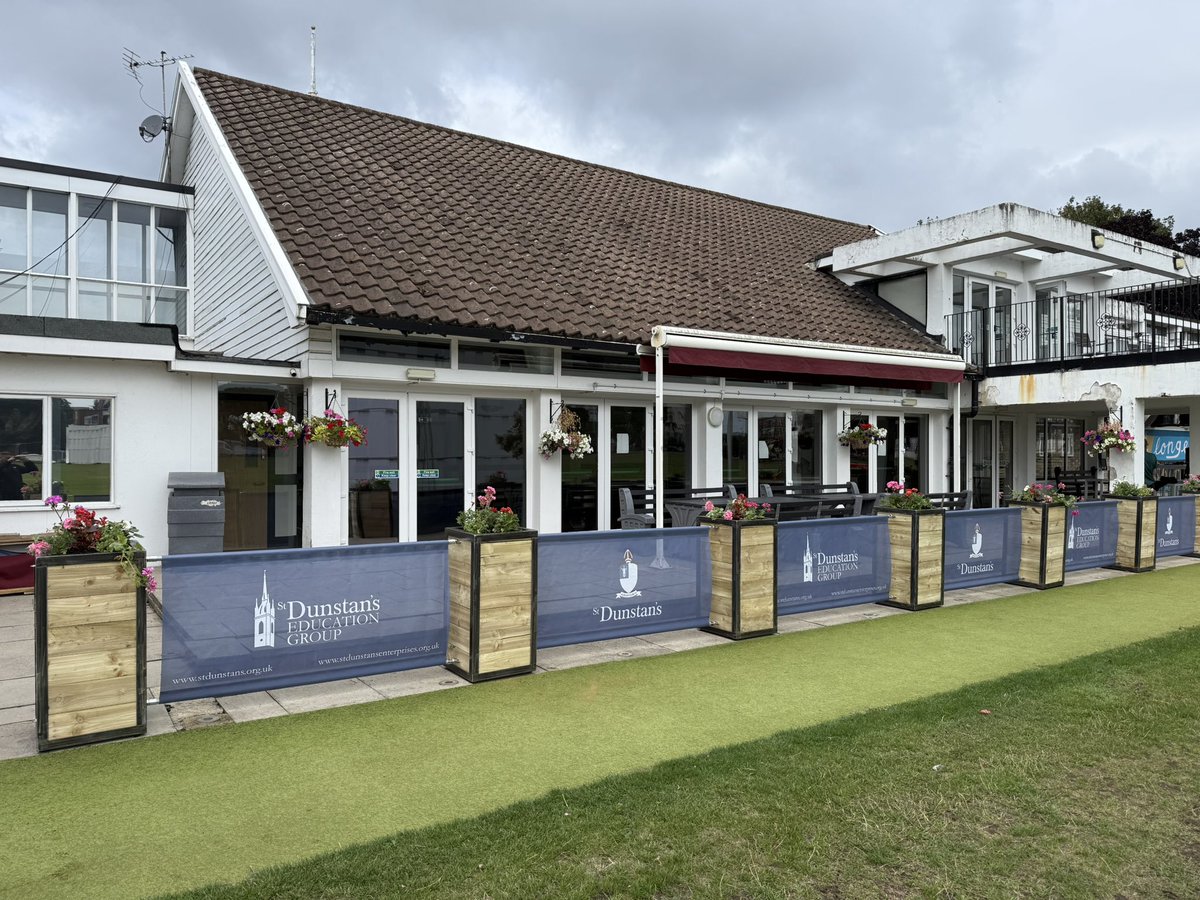 Louis Macklin tweet media