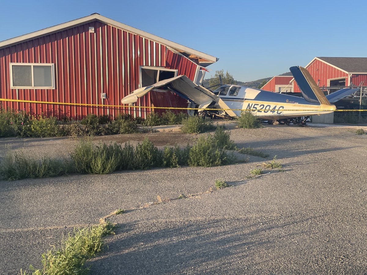 IR_PhilDrake's tweet image. Plane crashed late last night into building in 3100 block of Bozeman Avenue I Helena within sight of Helena Regional Airport. Stay tuned
