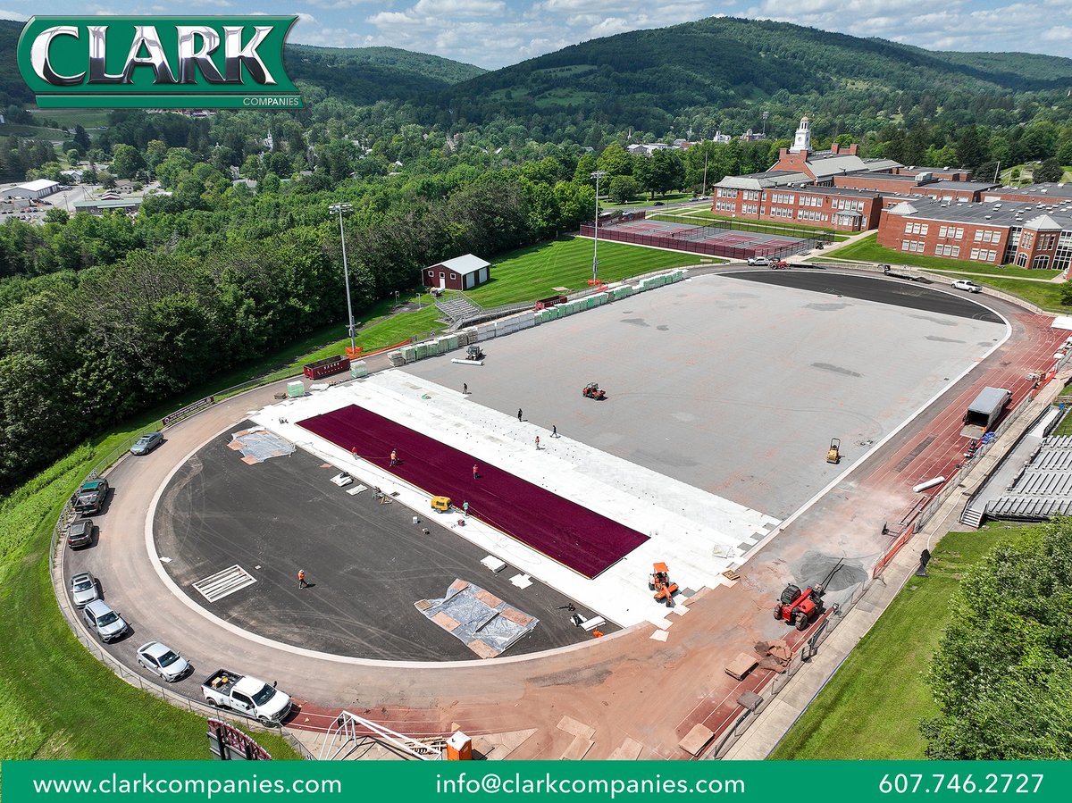 ClarkCompanies's tweet image. 📷 Progress Update from the Field!
We’re making big strides at the Delaware Academy Athletic Complex!
The new turf football field ( donated by Clark Companies) is coming to life — the base is compacted and turf installation has begun!
#ClarkCompanies #TurfField