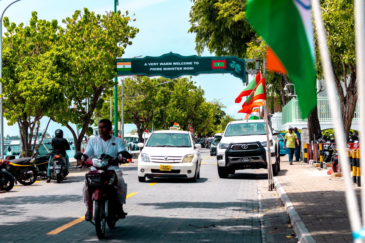 Why Muizzu Changed his Stance — From Anti-India to Welcoming India.  
🧵