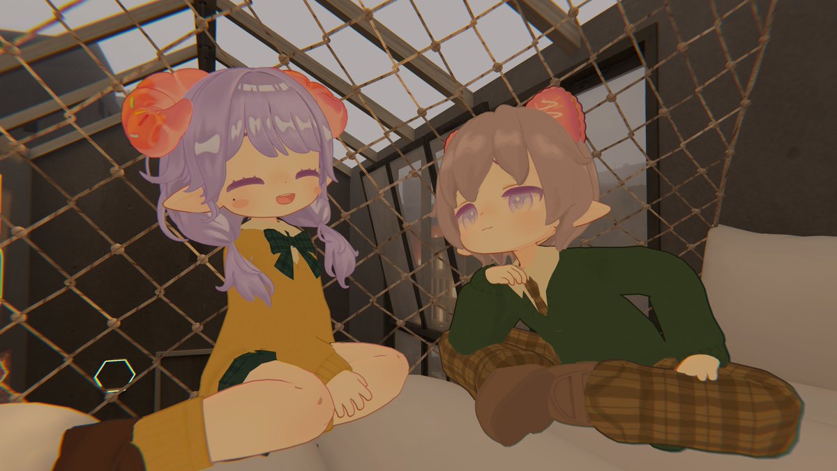 gratan_vrc's tweet image. おうちデート🏠

#しらふくのおみせ 
#コロネちゃんかわいい