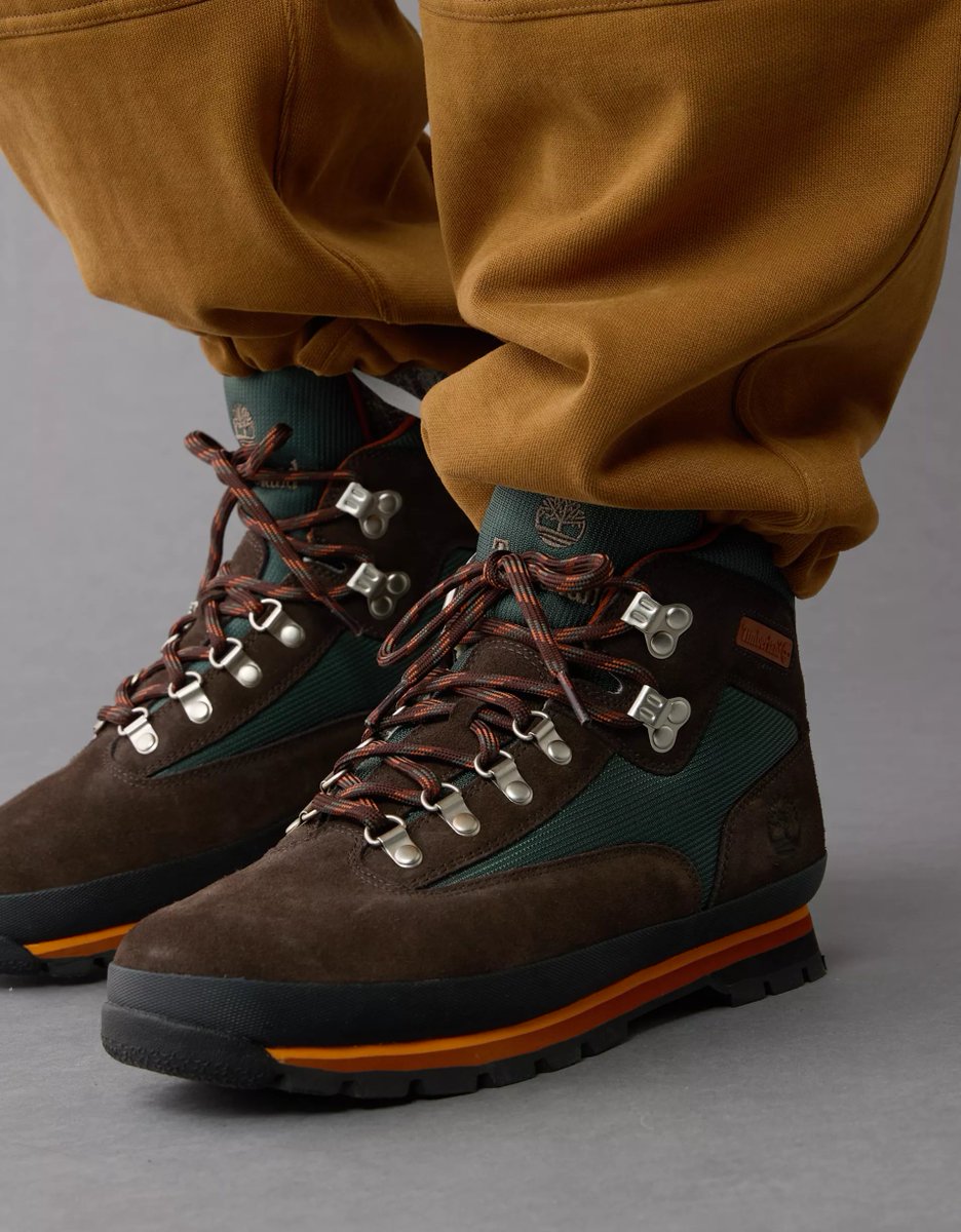 SneakerVisionz's tweet image. Ad: Sizes 12 & 13 @ $59.40
Timberland x AE Indigo Suede 6" Classic Boot 'Navy'
-> Shop: mavely.app.link/e/pc0z3xwNHPb
On Sale For $39
Timberland x AE Oakwell Leather Mid Lace-Up Boot
-> Shop: mavely.app.link/e/iDPI8Ix32Pb
On Sale For $45
Timberland x AE Oakwell Leather Mid Lace-Up Boot
->β¦