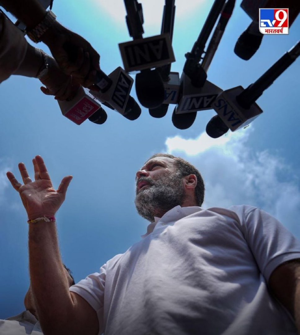 When LoP Shri <a href="/RahulGandhi/">Rahul Gandhi</a> speaks the entire nation listens!

He reminded the country of the important role the major institutions need to play and their accountability today!