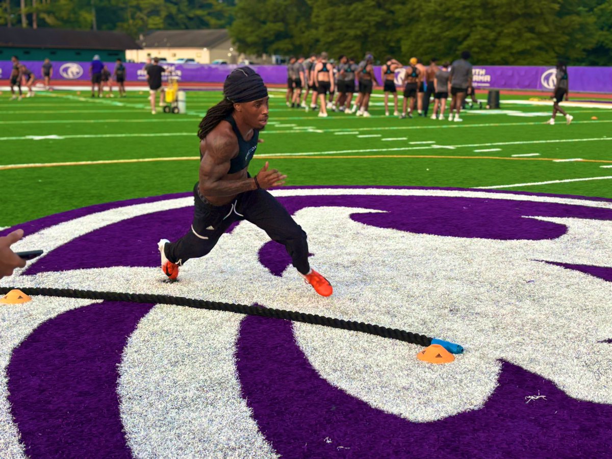 UNAFootball's tweet image. At 212 degrees.. Water begins to boil 🔥
Fall camp is coming ✔️
2️⃣1️⃣2️⃣
#RoarLions
#1more