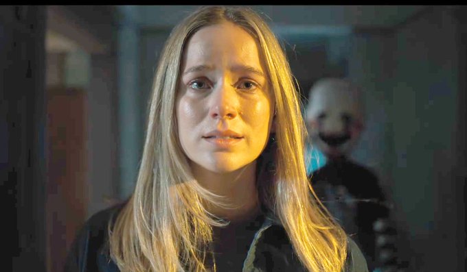 Markeee16x's tweet image. Mommy, Mommy a girl behind YOU 💜
#FNAFMOVIE2 #fnaf2 #fnaf2movie