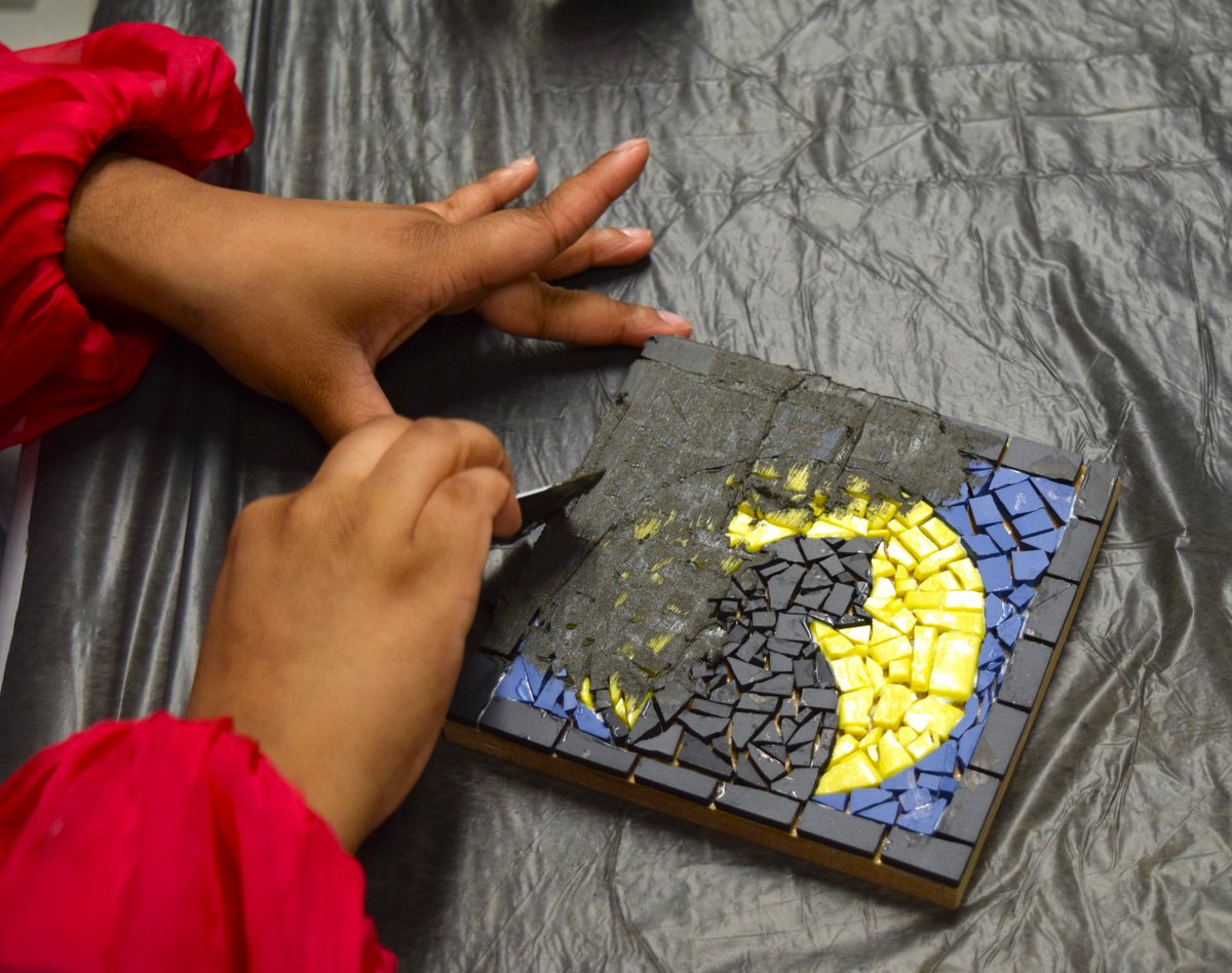 13 to 19-year olds who live here or go to a local state school or youth centre can still sign-up for <a href="/CamdenSummeruni/">CamdenSummeruni</a>

The programme runs 'til 22 Aug - places available on courses in creative arts, media, fashion, sport, cookery, work &amp; life skills.

👉🏽 cmdn.co.uk