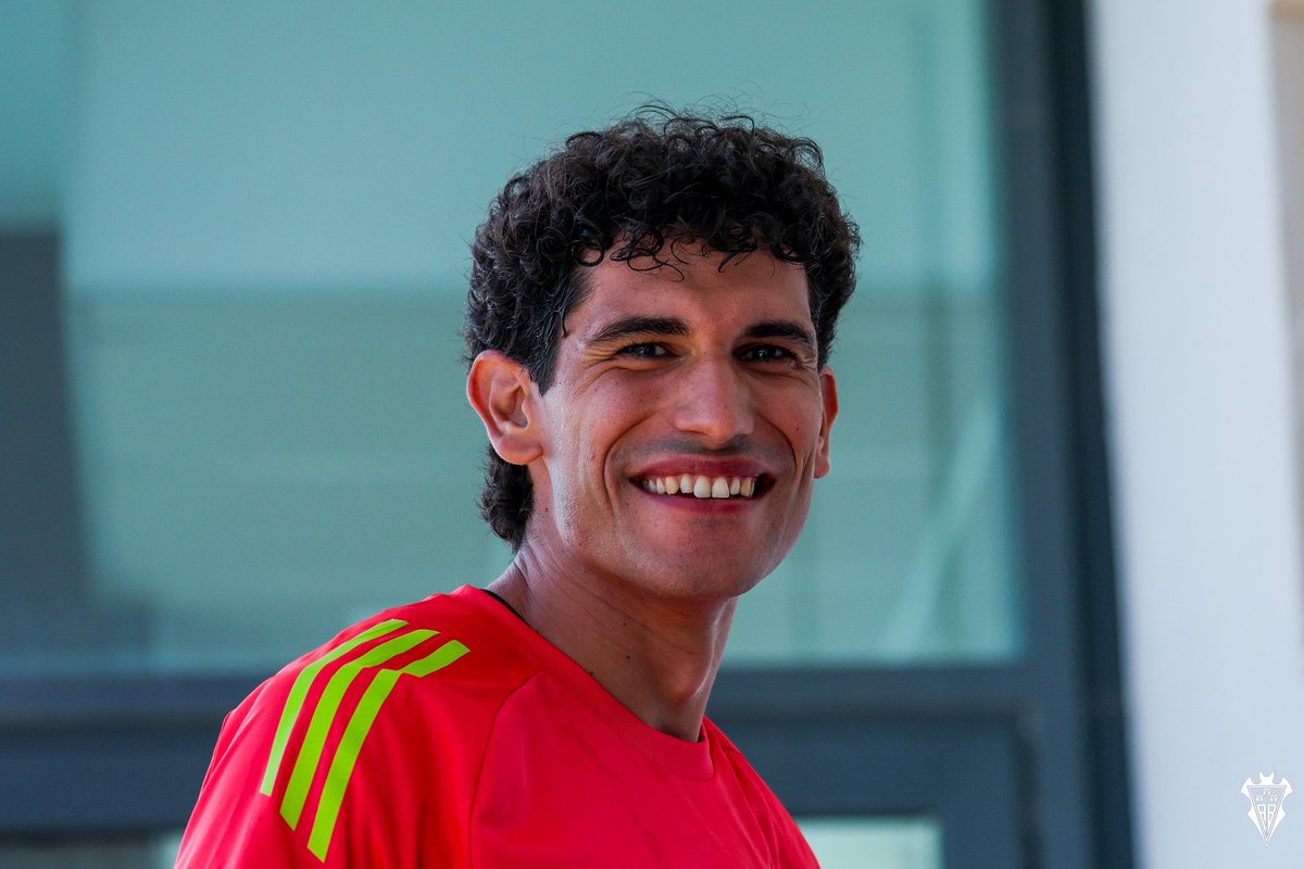 Primer partido con la camiseta del Alba. Contento por formar parte de un gran grupo humano y deportivo. #AúpaAlba