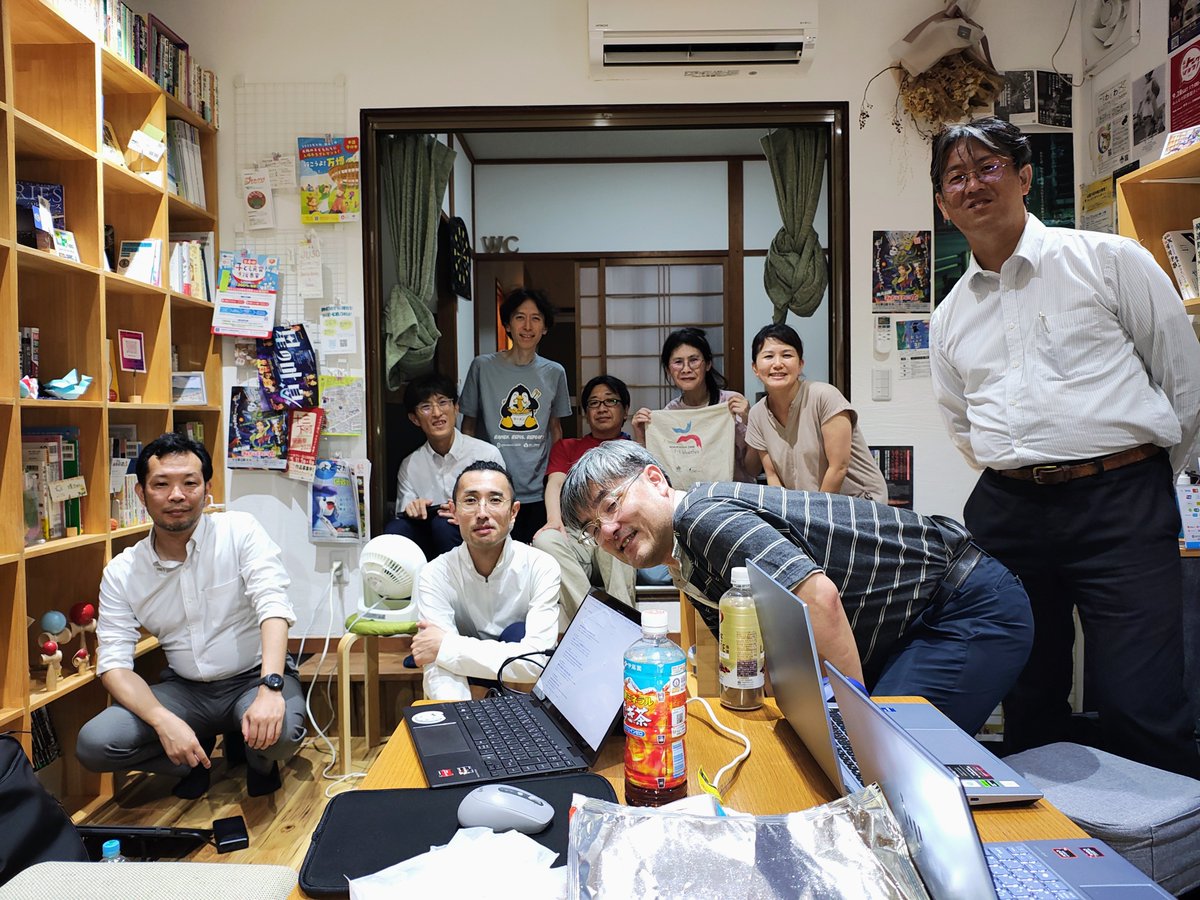 オープンデータもくもく会！
久しぶりの方も多く楽しく情報交換出来ました！
きっと、来月は参加者少ないだろうなー（苦笑）
ご興味ある方は、来月も第四木曜日に開催するので、よろしくね。
#osmjp
#jawp
#wikidata