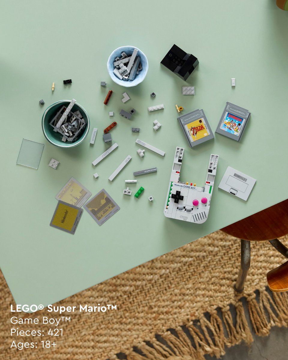 game_collection's tweet image. SHUT UP AND TAKE MY MONEY 🤤 #LEGOGameBoy