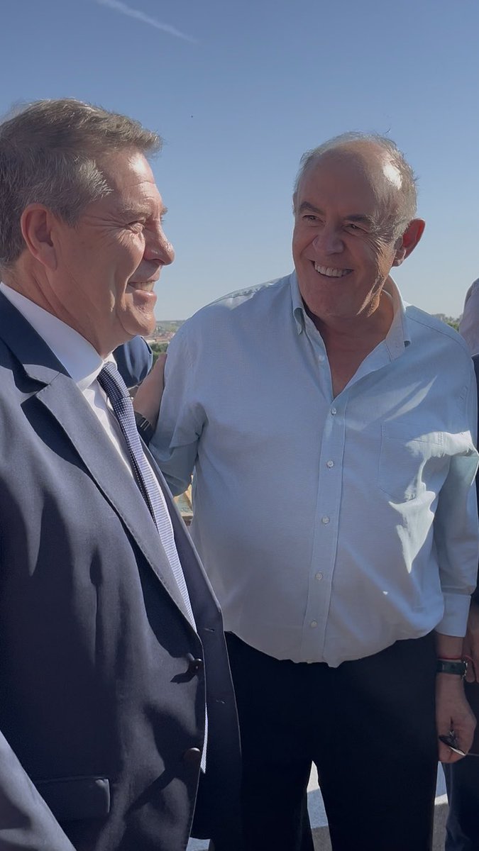 ASAJA CLM (@asajaclm) on Twitter photo Nuestro presidente, <a href="/JMFresneda/">José María Fresneda</a>, participa en la 6ª reunión de la Mesa Regional del Agua de CLM, presidida por el jefe del Ejecutivo autonómico, García-Page
🚜🌱 Defendemos los derechos e intereses de nuestros #agricultores e insistimos en la importancia del #agua para regar 👨🏻🌾 Nuestro presidente, <a href="/JMFresneda/">José María Fresneda</a>, participa en la 6ª reunión de la Mesa Regional del Agua de CLM, presidida por el jefe del Ejecutivo autonómico, García-Page
🚜🌱 Defendemos los derechos e intereses de nuestros #agricultores e insistimos en la importancia del #agua para regar 👨🏻🌾