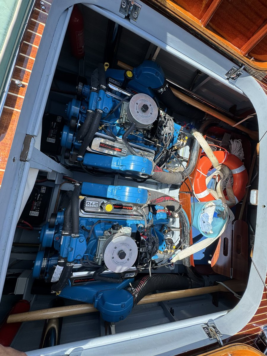 Andrew_Frankel's tweet image. What can I say about the Riva Tritone? One of the the most beautiful man-made things I have ever encountered. And no less gorgeous to drive thanks to twin 5.7-litre V8 motors generating 600hp. Full story on the Ti website and app now: the-Intercooler.com