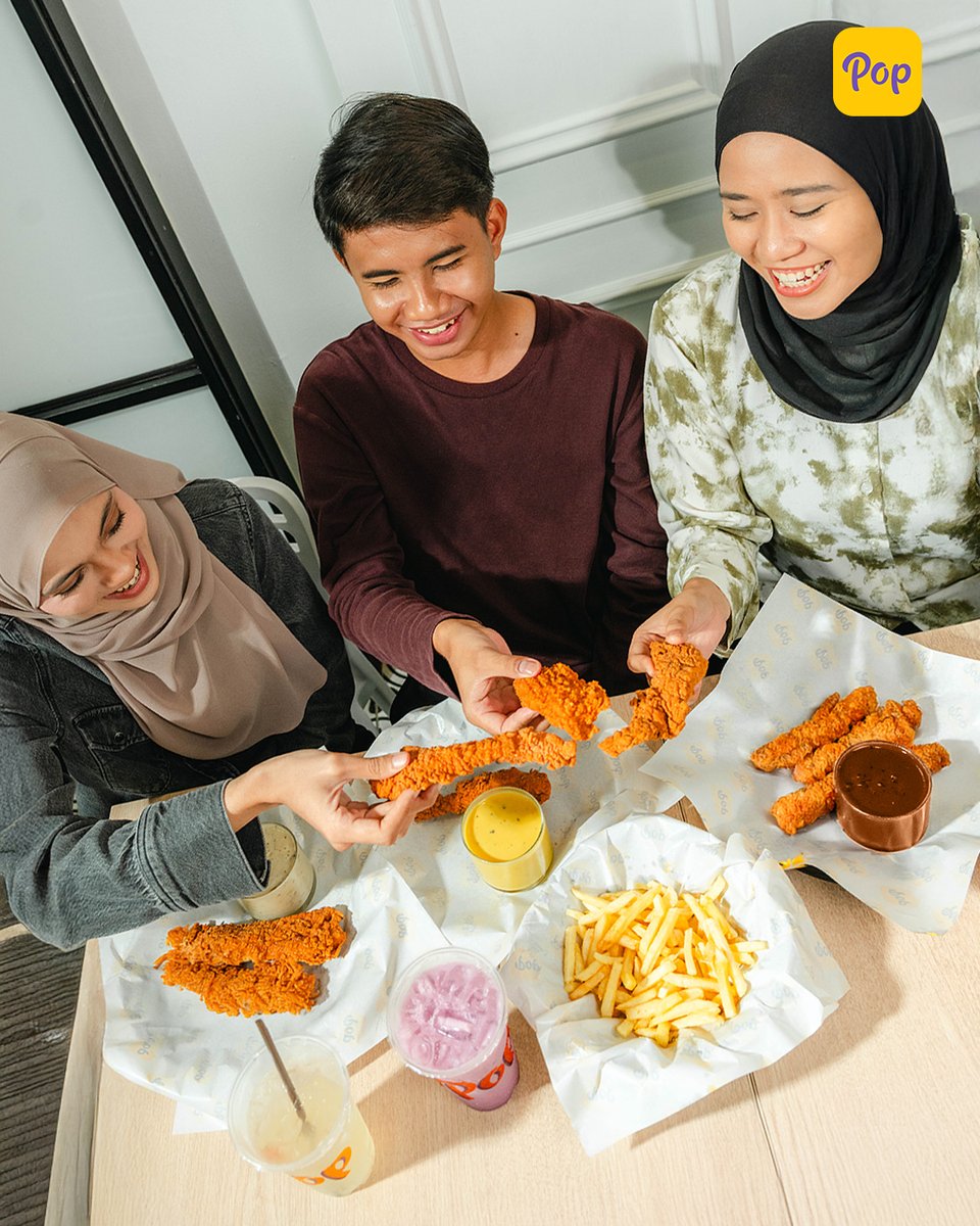 Crispy tendies, good company, banyak sauce. 

What else could you ask for? 😋

#PopMeals #PopTendies